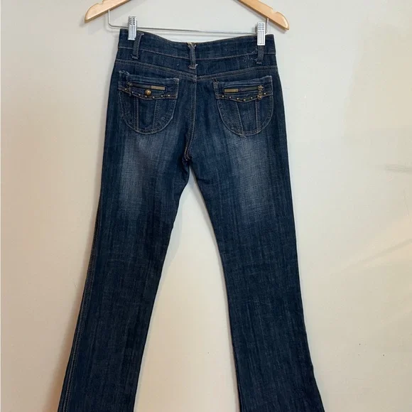 Jeans Rivet Pants - Picture 2 of 4